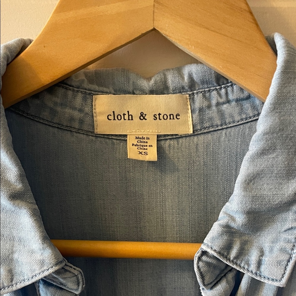 cloth & stone Light Blue Chambray Button-Up Shirt - Picture 2 of 5